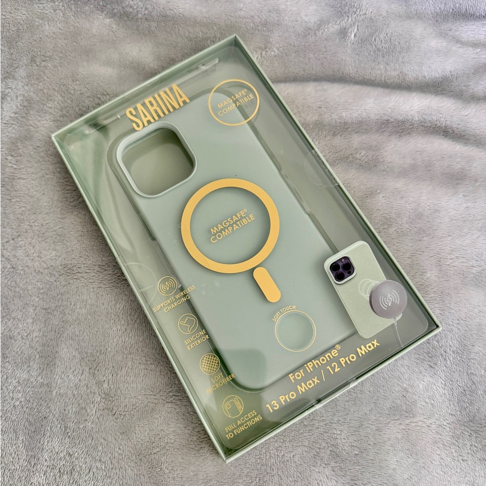 New Sarina Green MagSafe Compatible iPhone 12/13 Pro Max Case